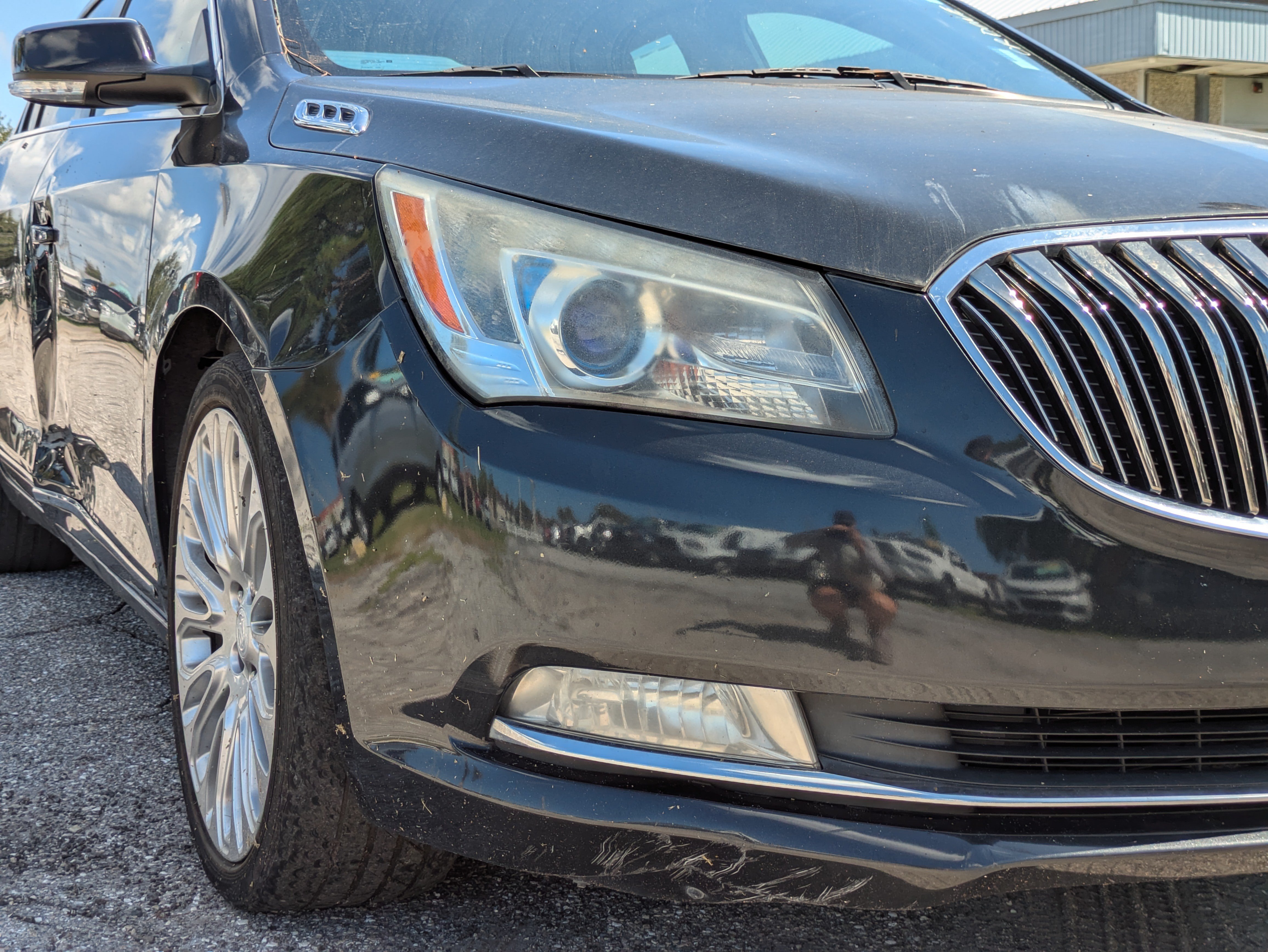Used 2015 Buick LaCrosse Premium w/ Ultra Luxury Package FWD image 10