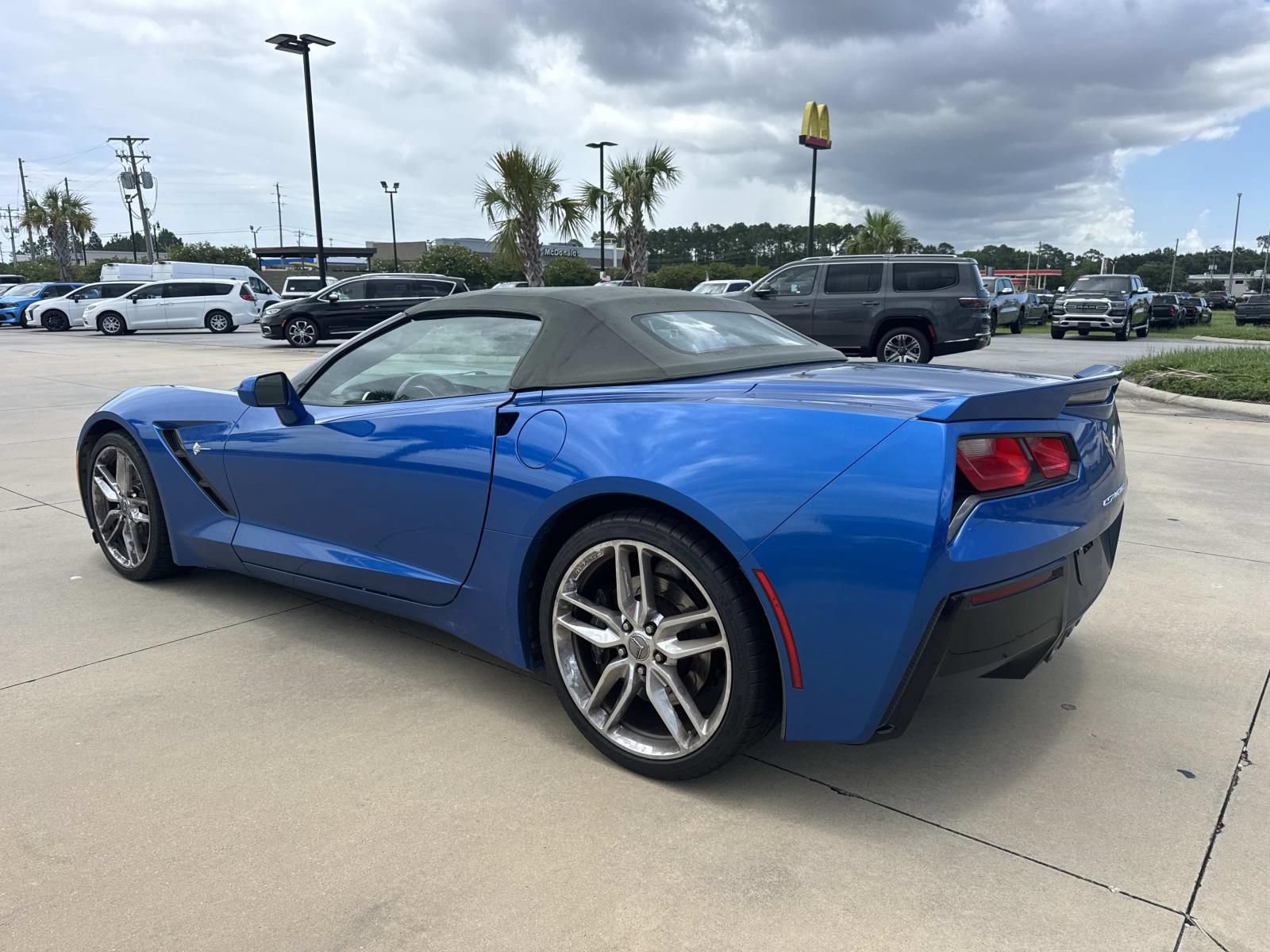 Used 2016 Chevrolet Corvette Stingray Convertible w/ 2LT Preferred Equipment Group RWD image 5