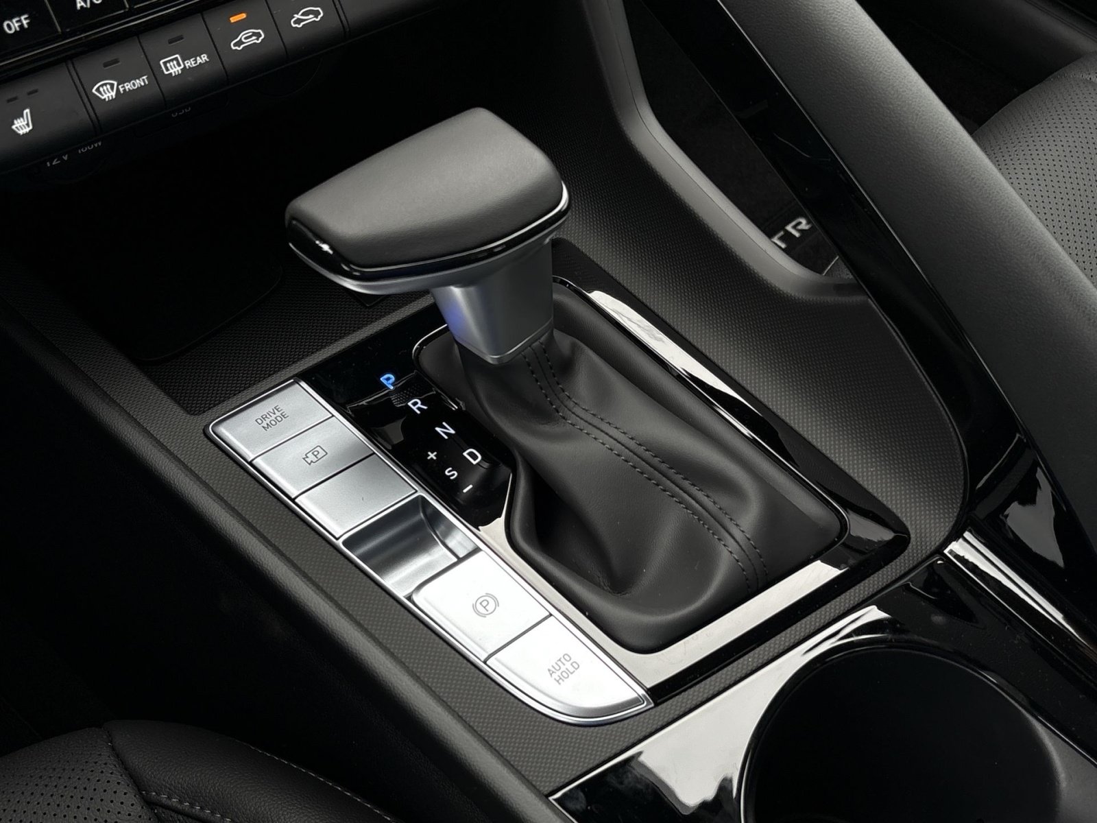 New 2026 Hyundai Elantra Limited FWD image 22