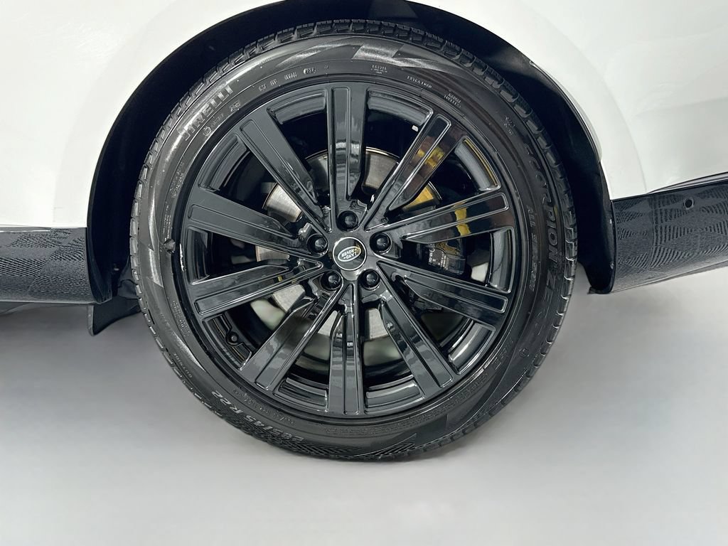 Used 2025 Land Rover Range Rover SE AWD/4WD image 33