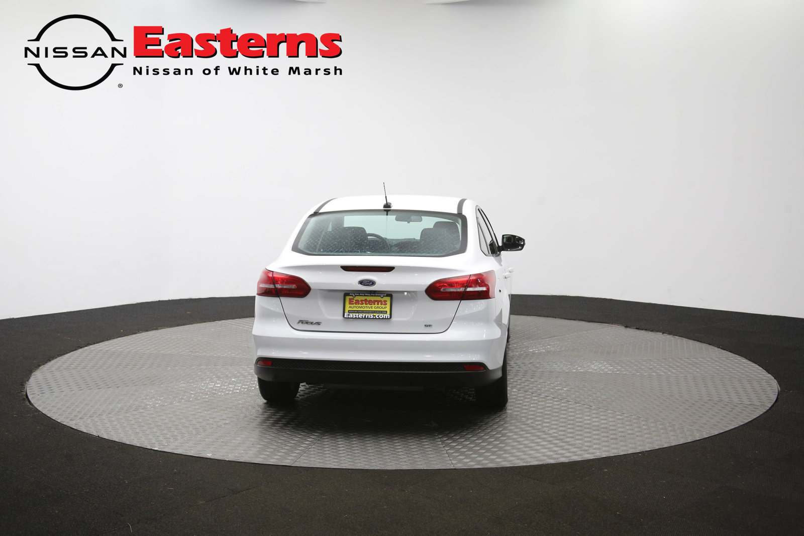 Used 2018 Ford Focus SE w/ Cold Weather Package FWD image 35