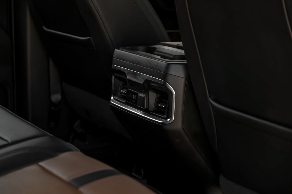 Used 2022 Chevrolet Silverado 2500 High Country AWD/4WD image 49