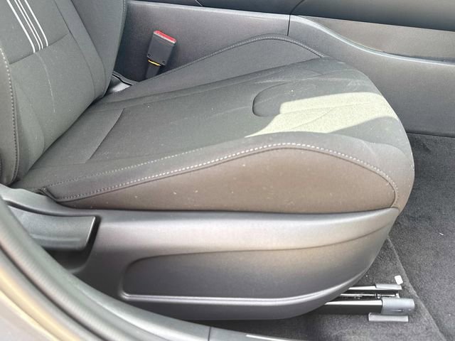 New 2026 Hyundai Elantra Sport FWD image 15