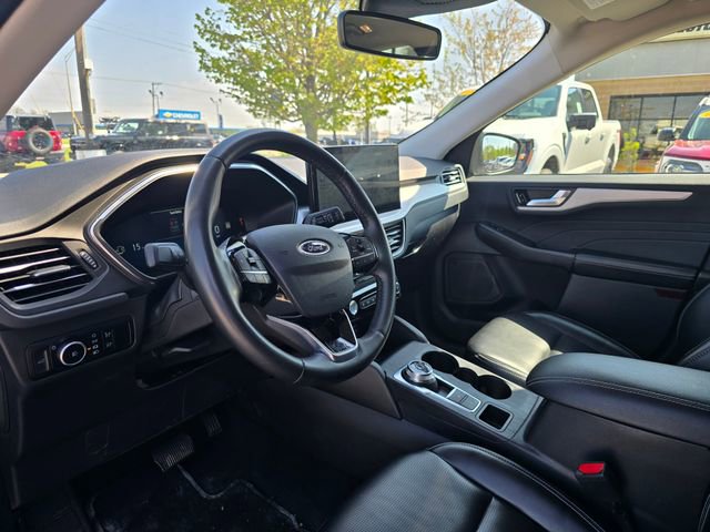 Used 2024 Ford Escape Platinum AWD/4WD image 11
