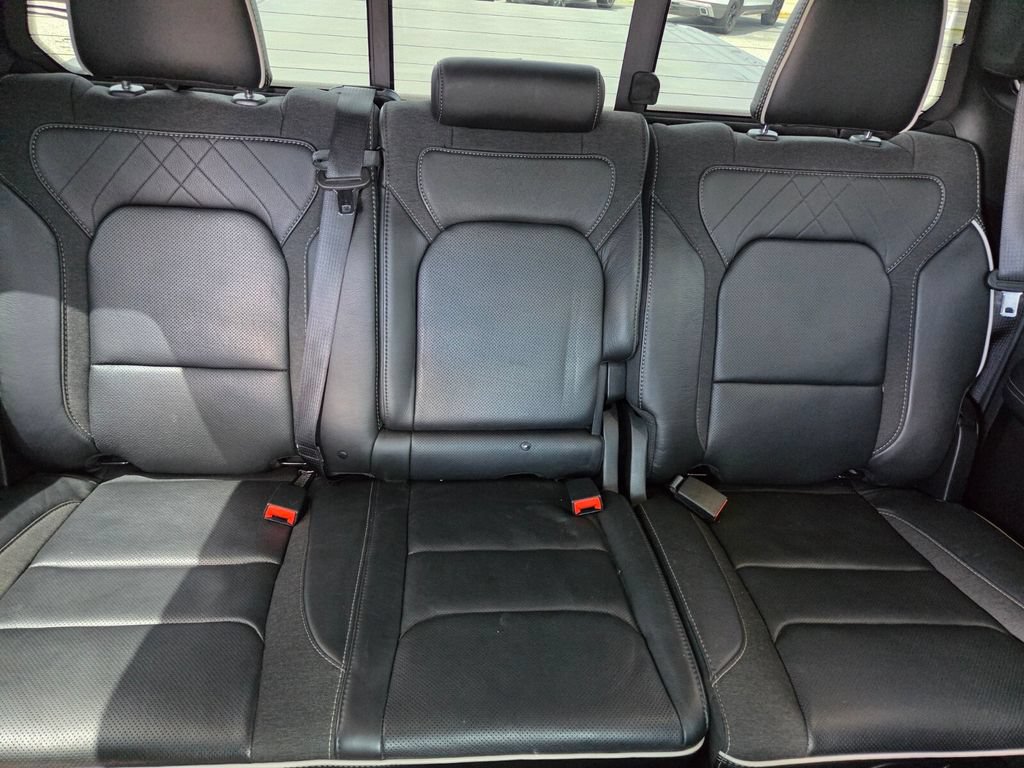 Used 2025 RAM 1500 Limited w/ Off Road Group AWD/4WD image 30