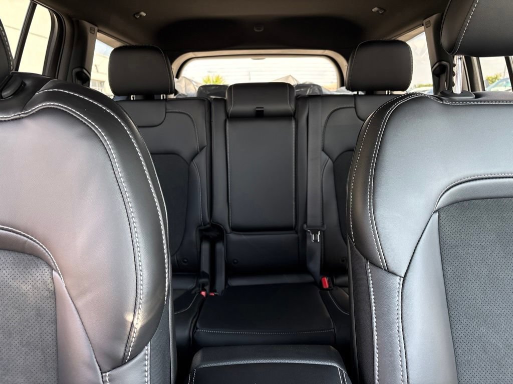 New 2027 Jeep Grand Cherokee L 4WD image 26
