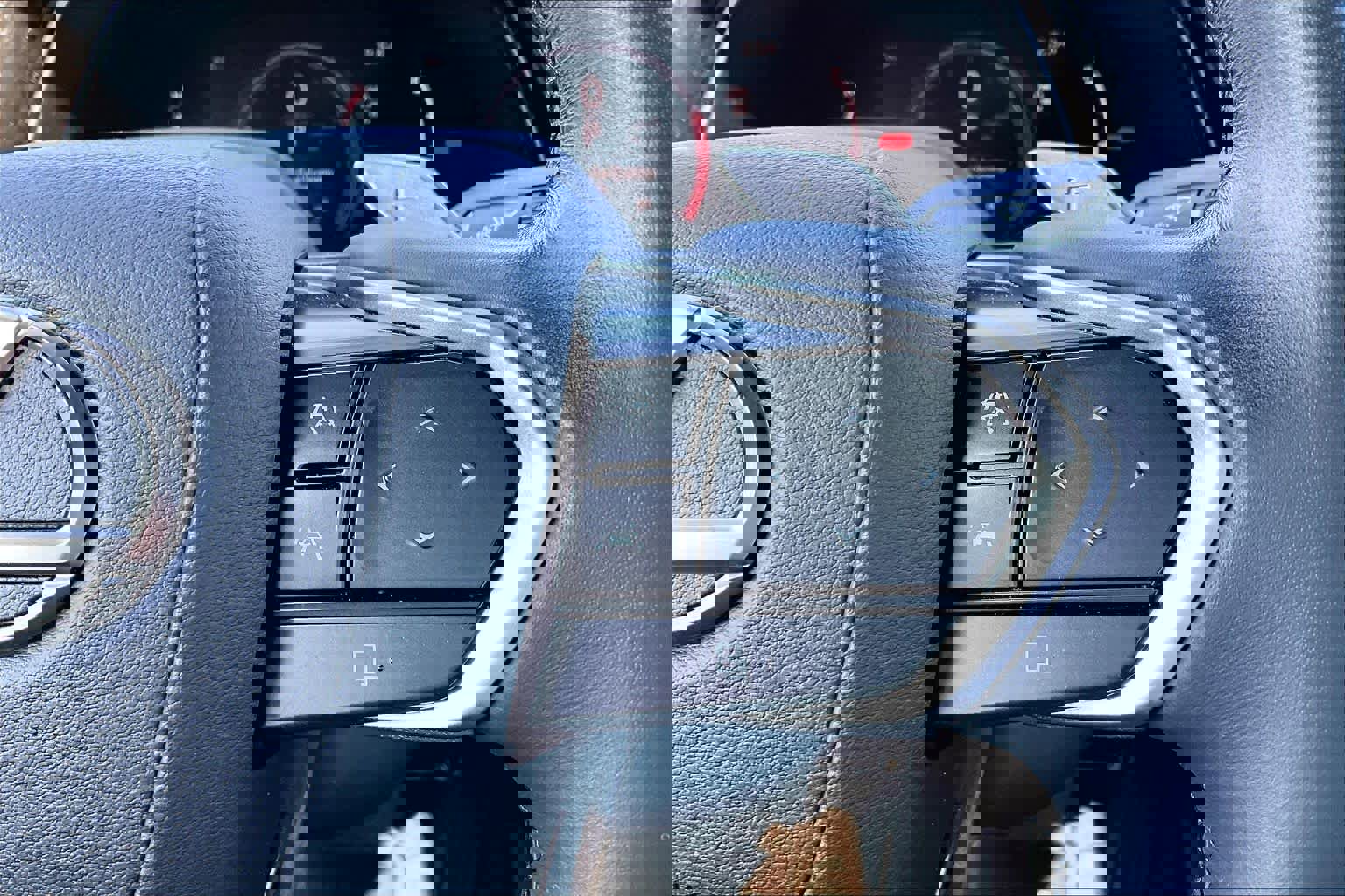 Used 2023 Lexus RX 350 Luxury w/ Cold Area Package image 25