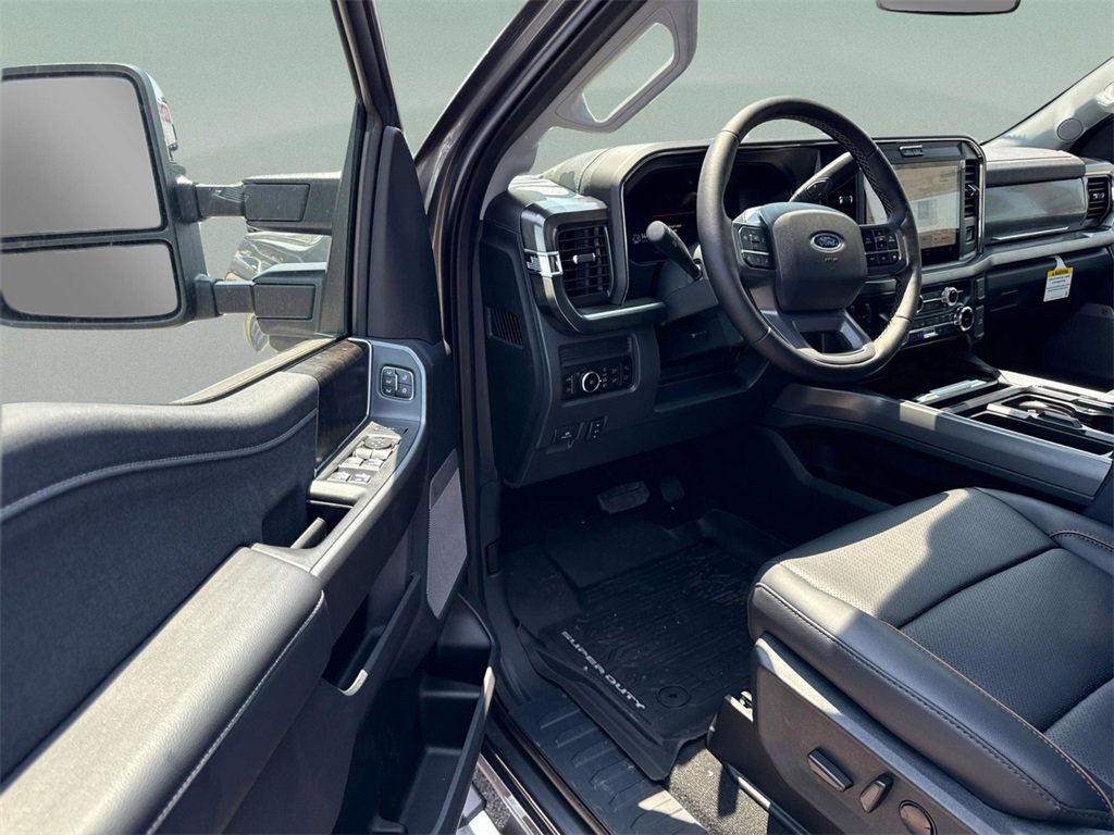 New 2025 Ford F350 Lariat w/ Chrome Package image 19