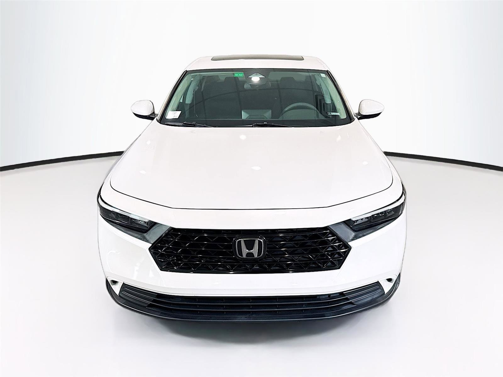 Used 2023 Honda Accord EX image 7