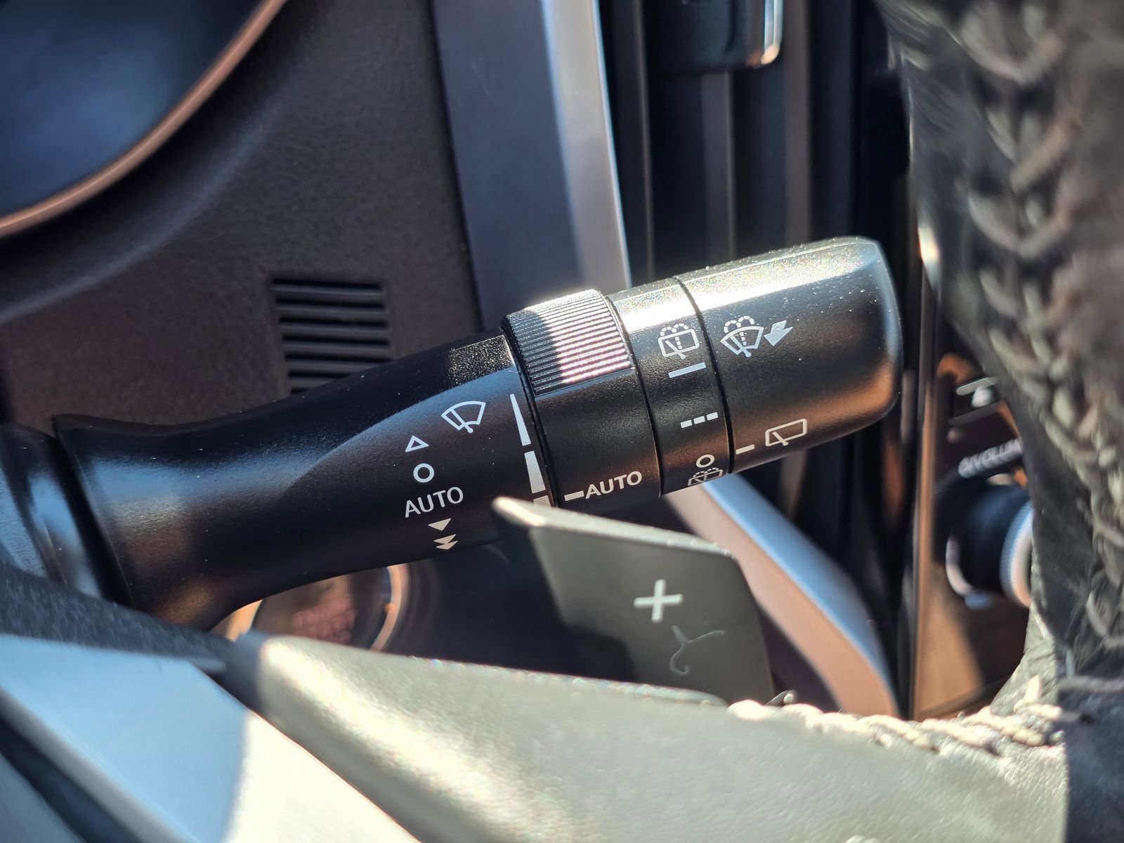 Used 2019 Subaru Ascent Touring w/ Popular Package #2A image 38