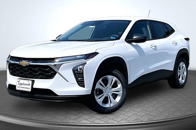 New 2026 Chevrolet Trax LS FWD image 1