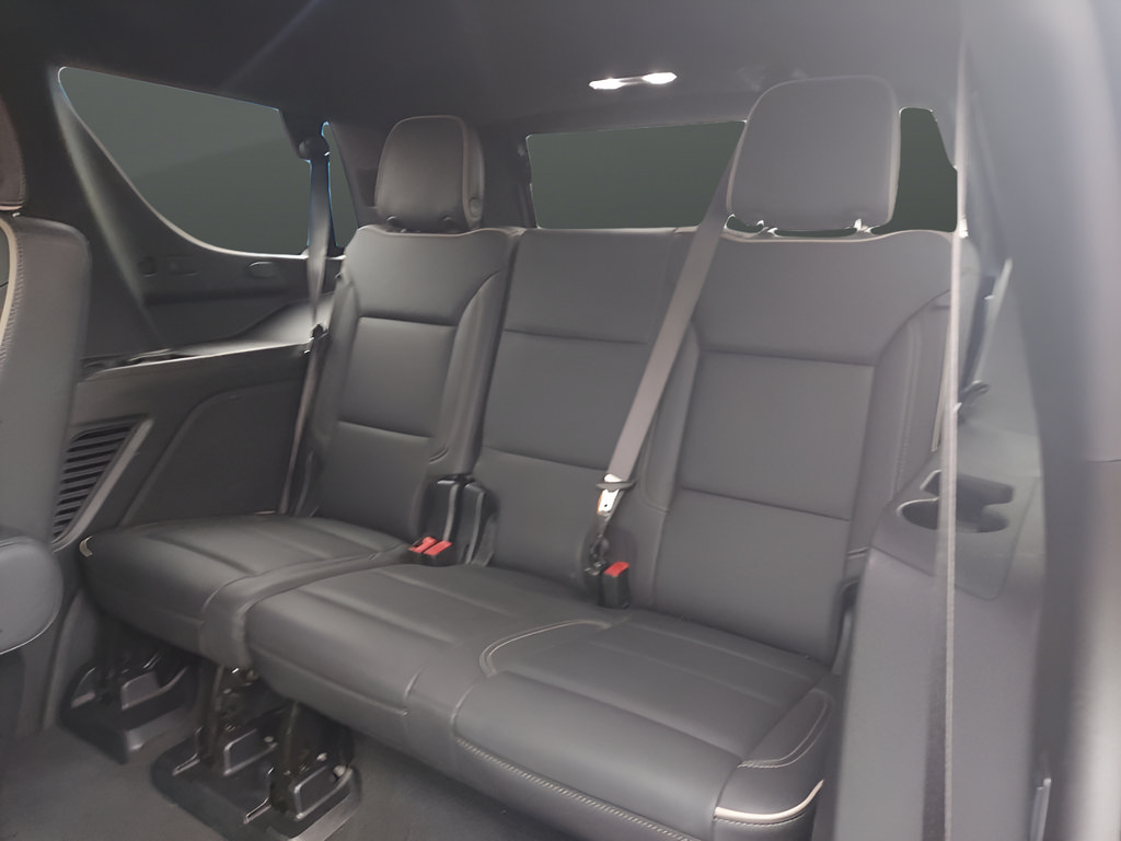 Used 2025 Chevrolet Tahoe Premier AWD/4WD image 20