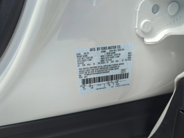 Used 2025 Ford Explorer ST-Line w/ Premium Package image 29