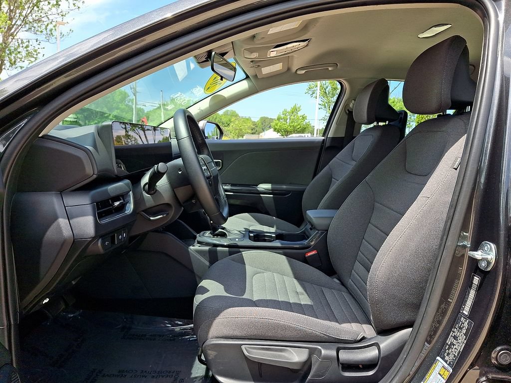 Used 2025 Kia K4 EX FWD image 13