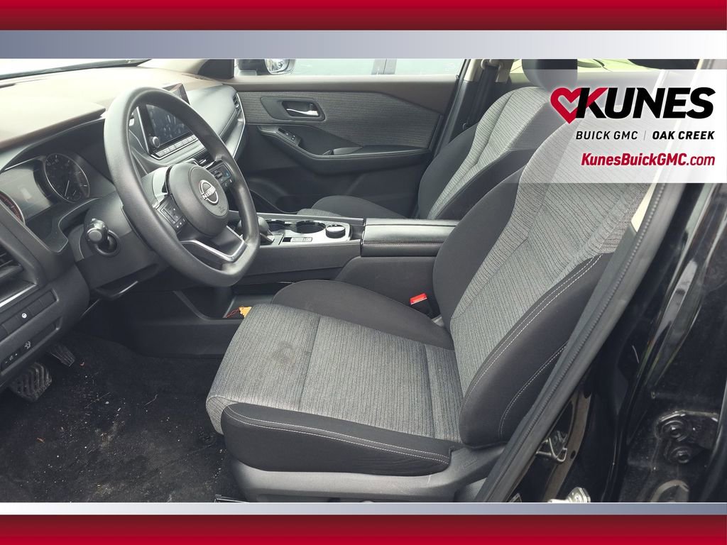 Used 2023 Nissan Rogue SV image 8