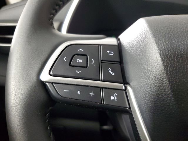 Used 2025 Toyota Highlander XLE image 25