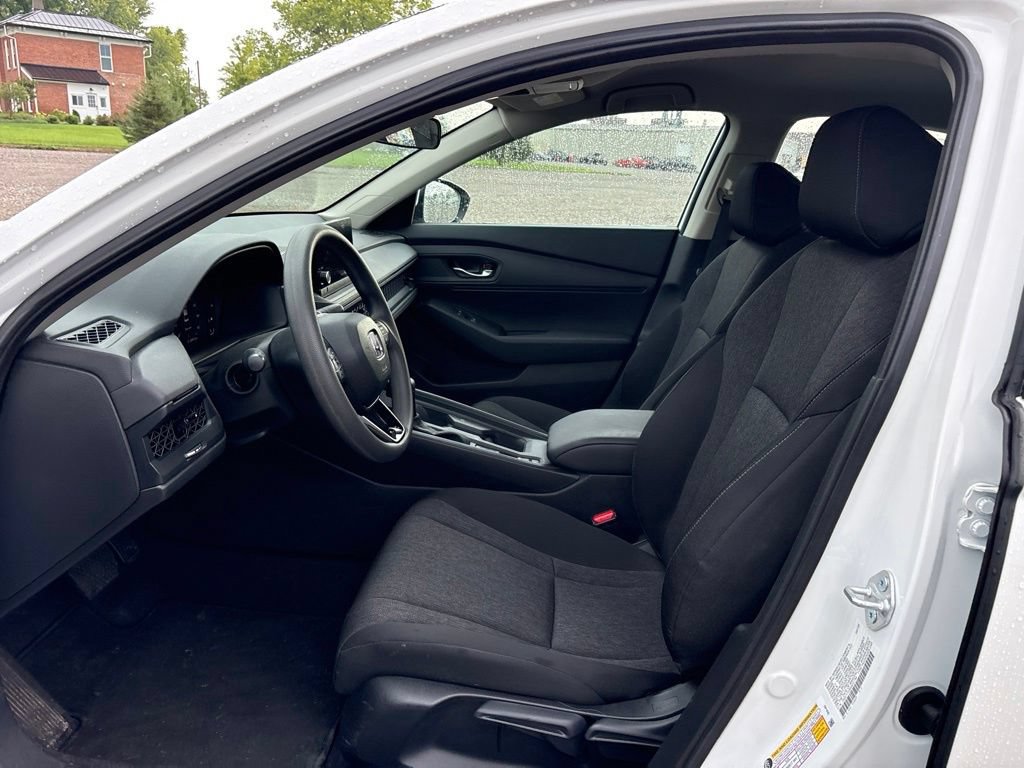 Used 2025 Honda Accord LX image 13