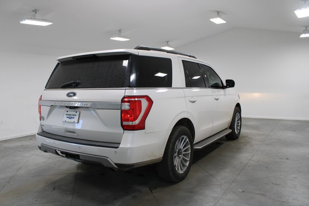 Used 2018 Ford Expedition XLT w/ Equipment Group 202A image 9