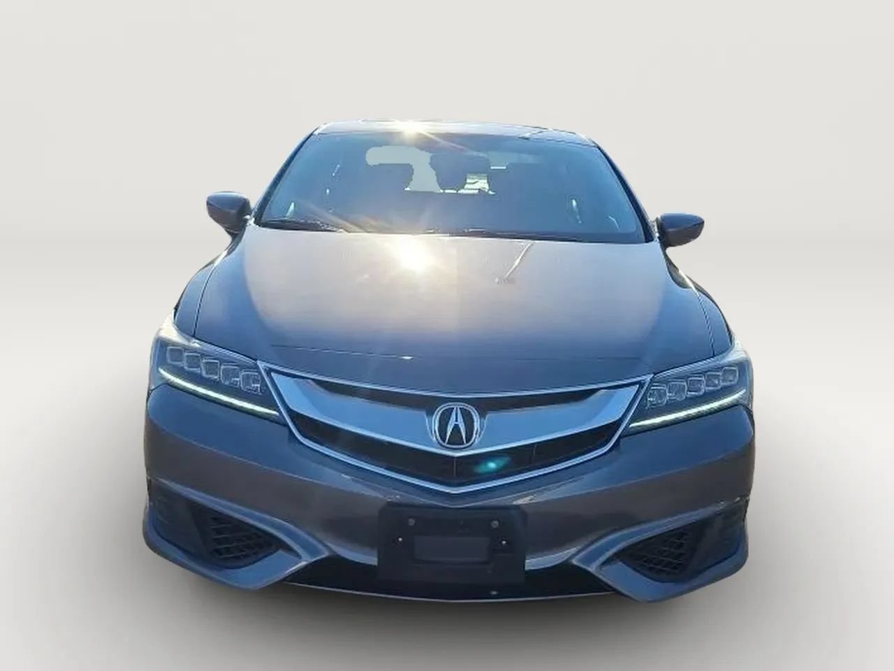 Used 2018 Acura ILX w/ Technology Plus Package FWD image 3
