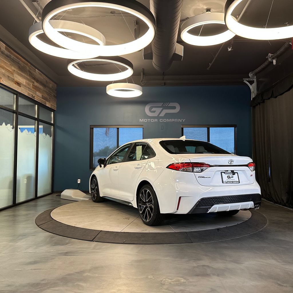 Used 2020 Toyota Corolla SE FWD image 5