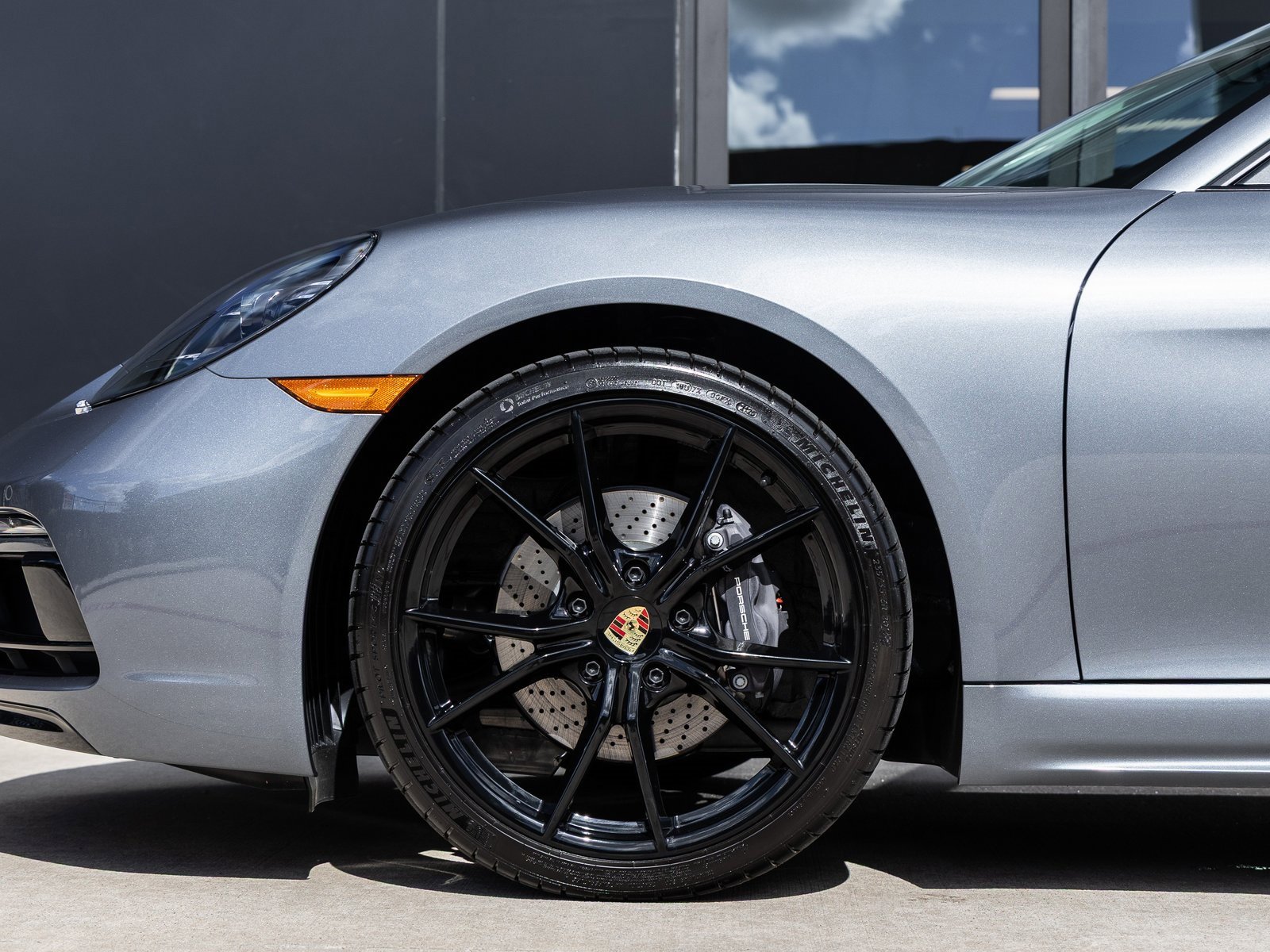 New 2025 Porsche 718 Cayman image 13