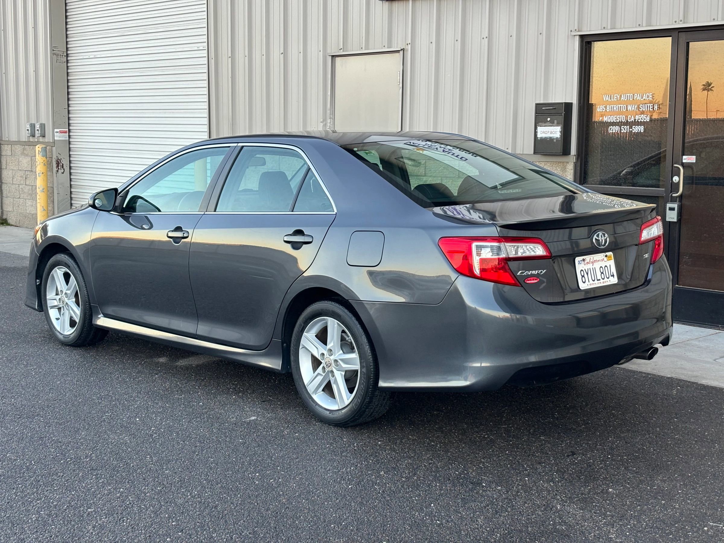 Used 2012 Toyota Camry SE image 5