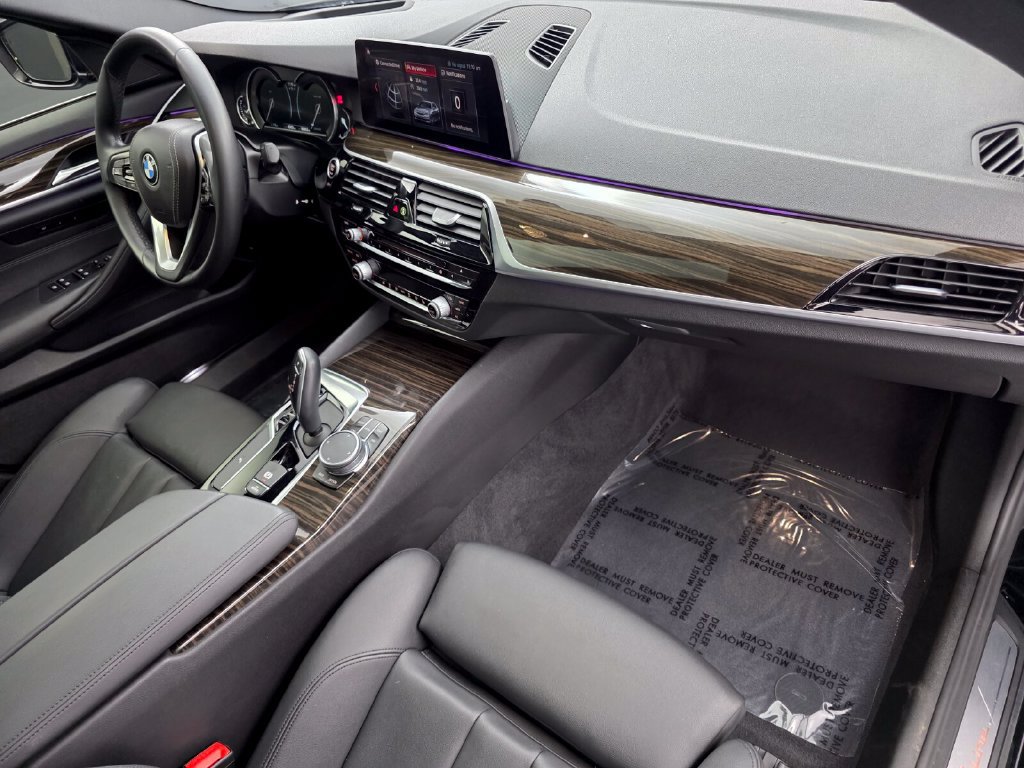Used 2019 BMW 530i w/ Convenience Package RWD image 30