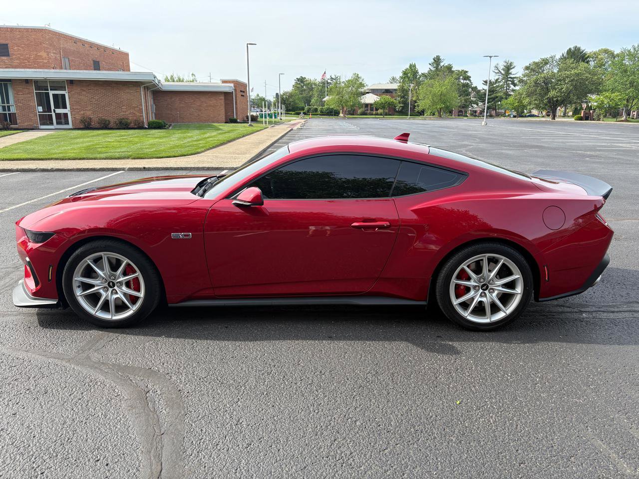 Used 2024 Ford Mustang GT Premium image 6