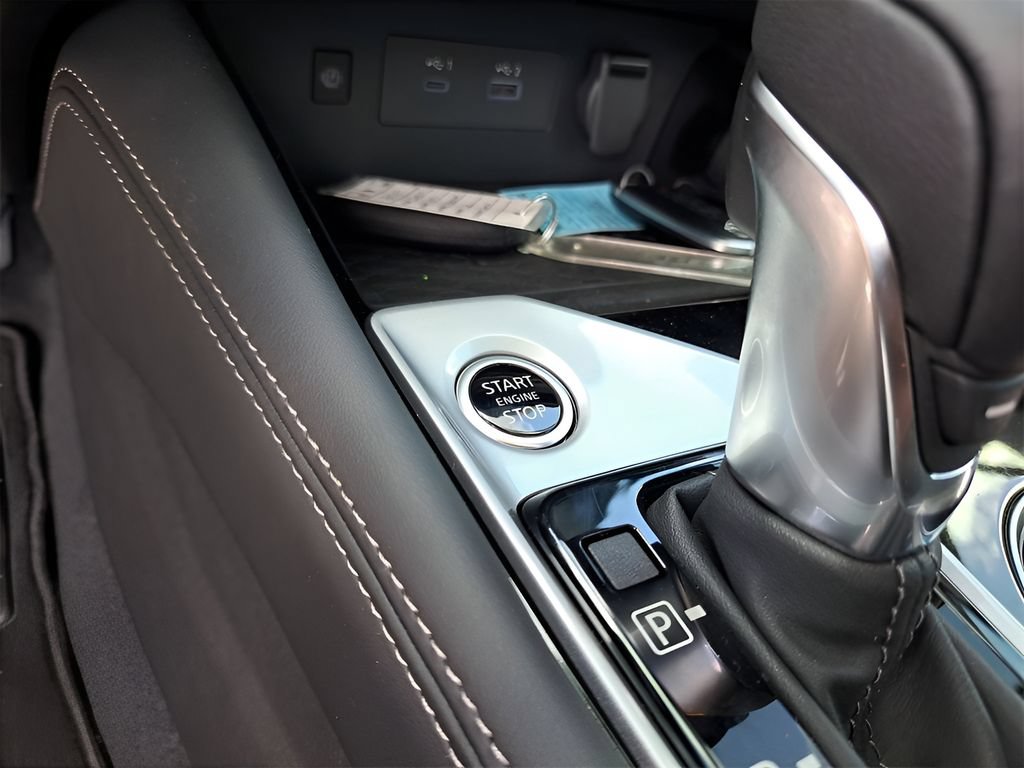 New 2025 Nissan Altima 2.5 SL FWD image 38