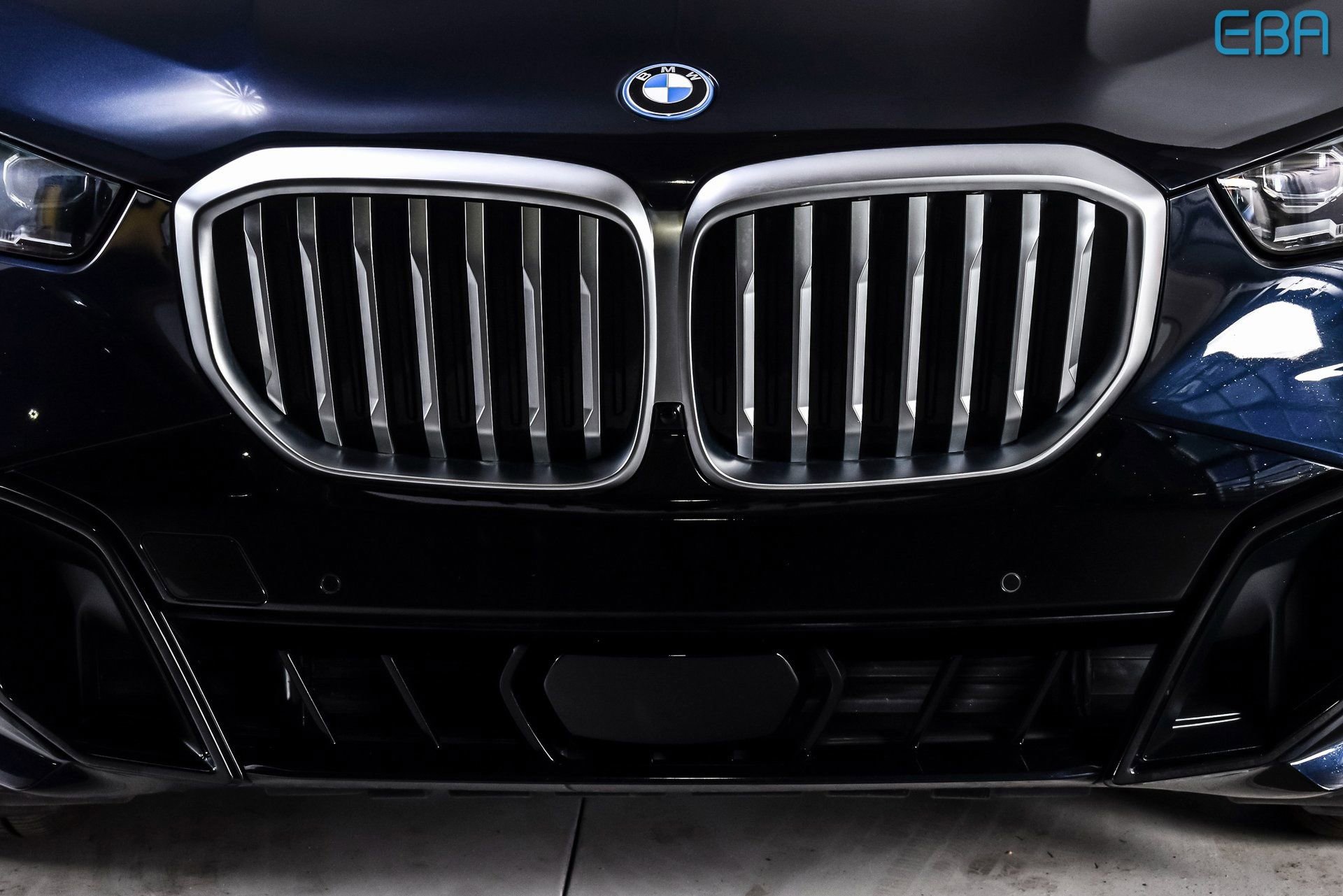 Used 2025 BMW X5 xDrive50e w/ M Sport Package AWD/4WD image 9