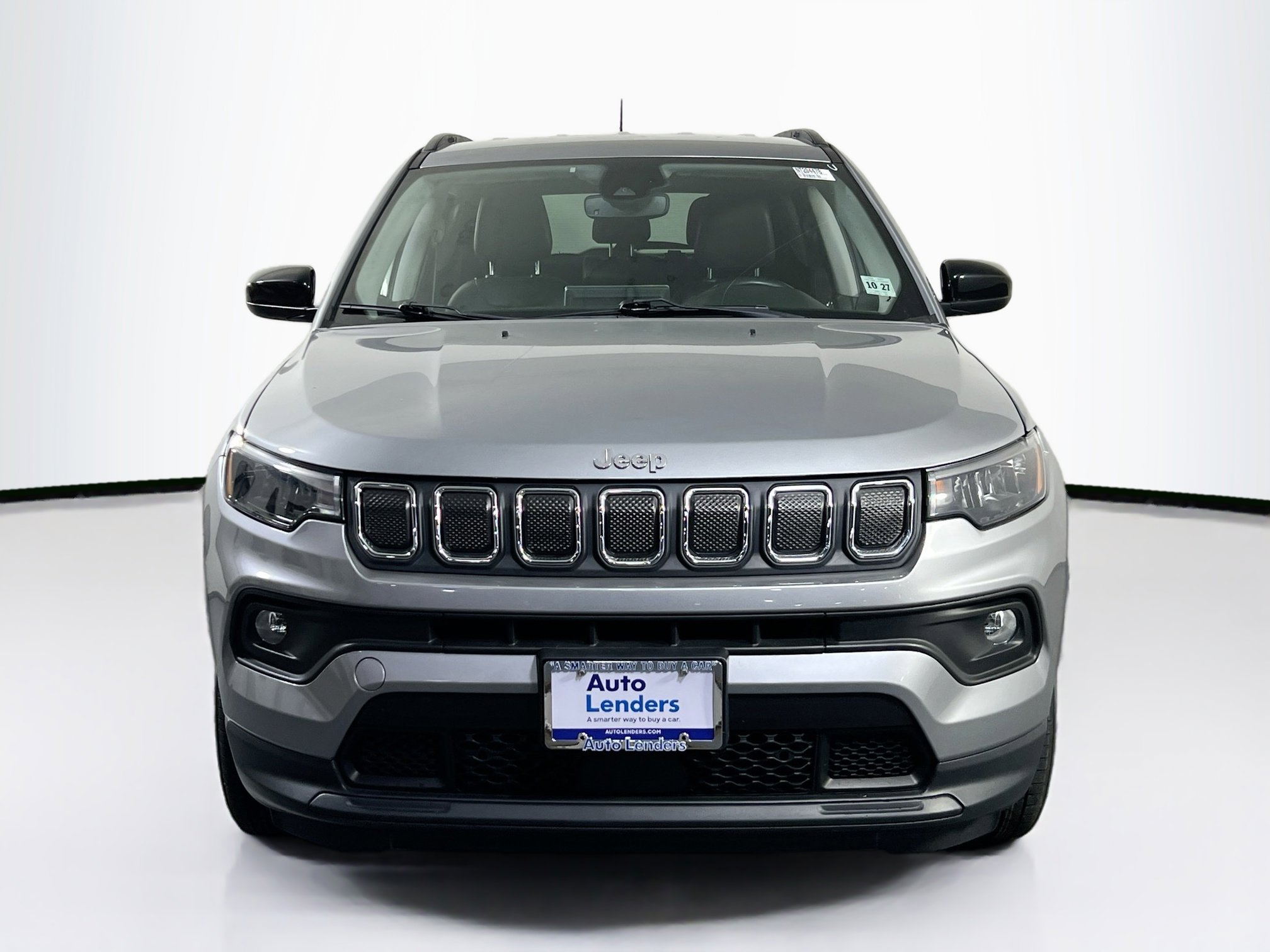 Used 2022 Jeep Compass Latitude w/ Convenience Group AWD/4WD image 2