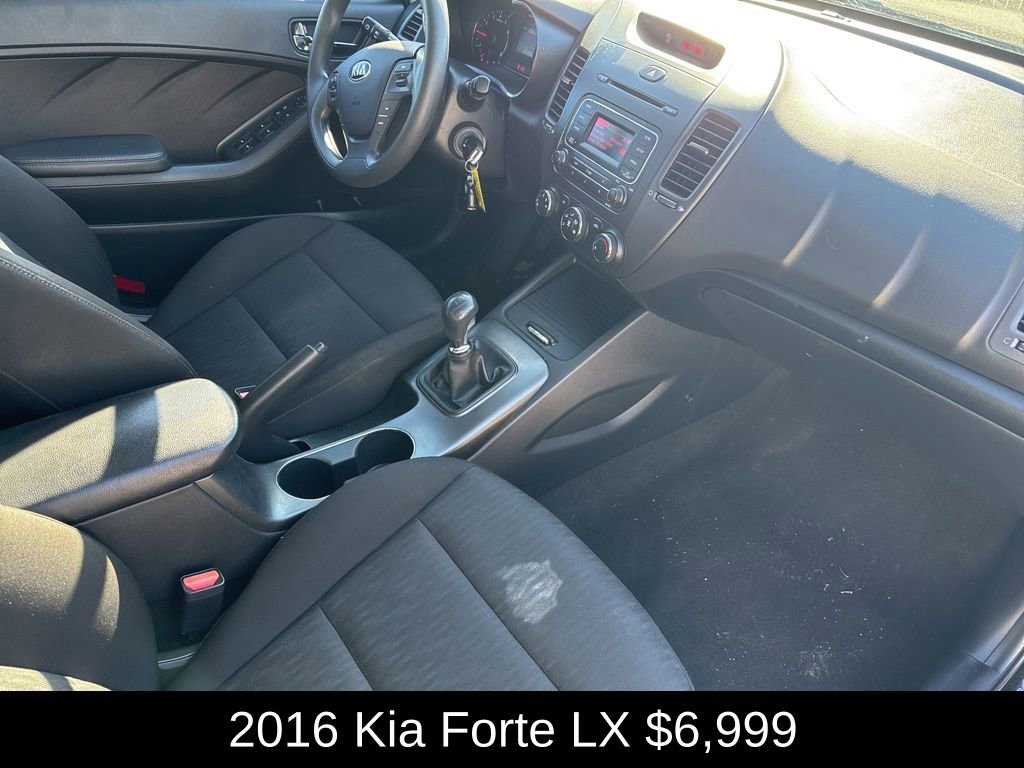 Used 2016 Kia Forte LX image 15