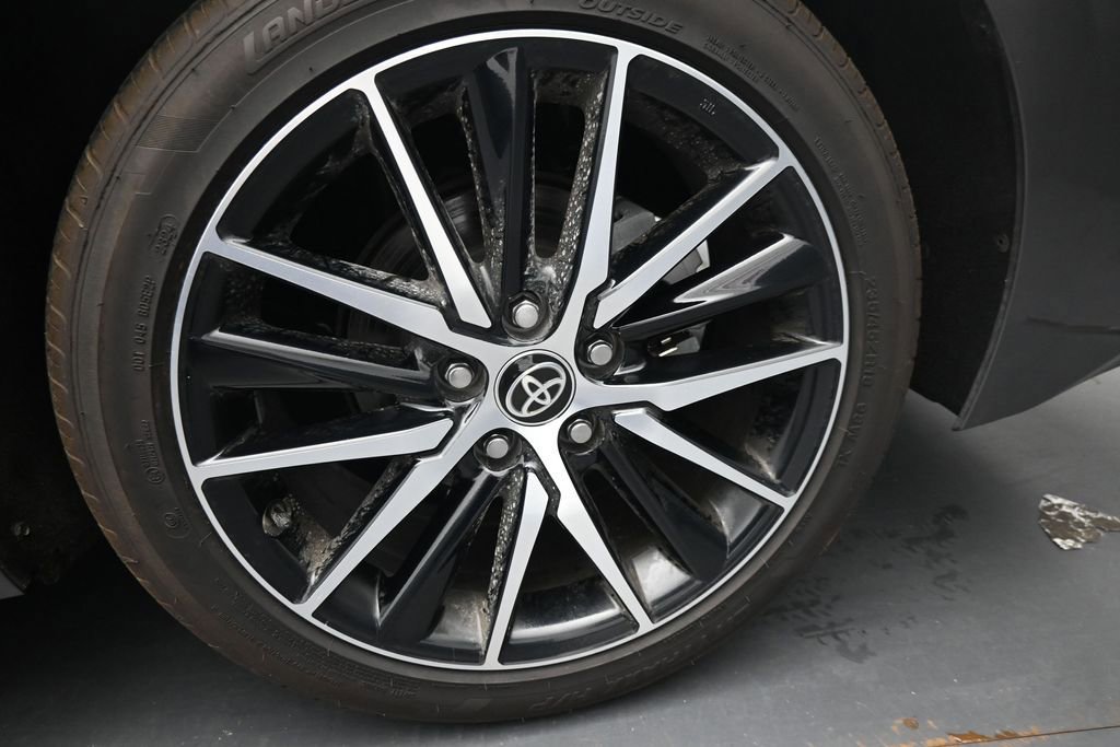 Used 2022 Toyota Camry SE FWD image 15