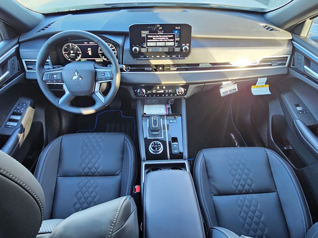 New 2025 Mitsubishi Outlander SEL Black Edition image 13