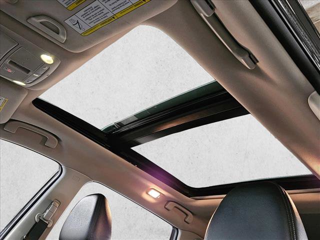 Used 2017 Nissan Rogue SL w/ SL Premium Package FWD image 14