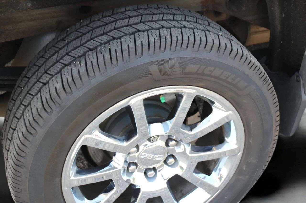 Used 2014 GMC Sierra 1500 Denali w/ Driver Alert Package image 34
