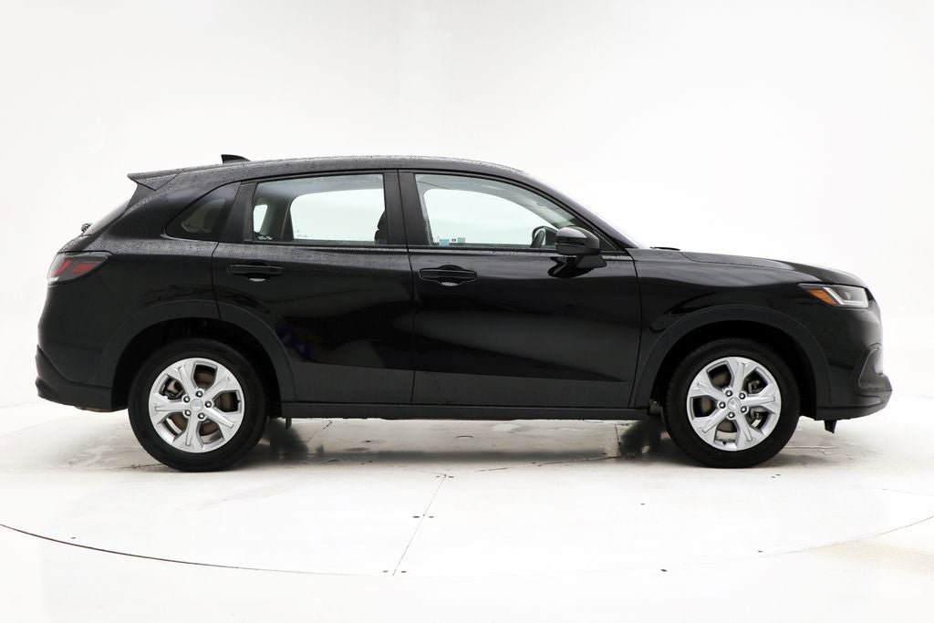 Used 2025 Honda HR-V LX image 3