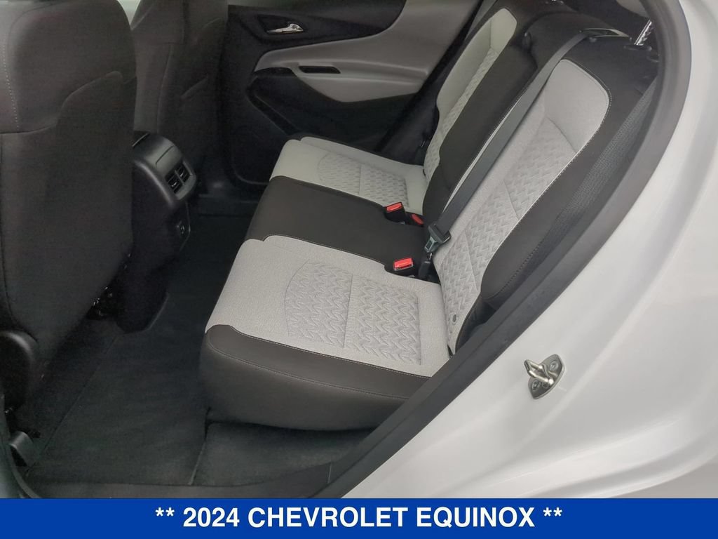 Used 2024 Chevrolet Equinox LS w/ LS Convenience Package AWD/4WD image 20