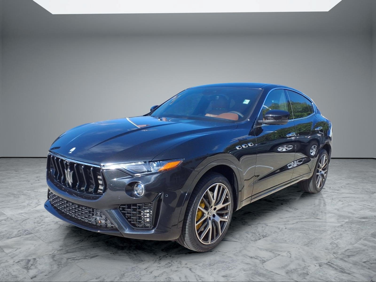Used 2022 Maserati Levante Modena AWD/4WD image 3