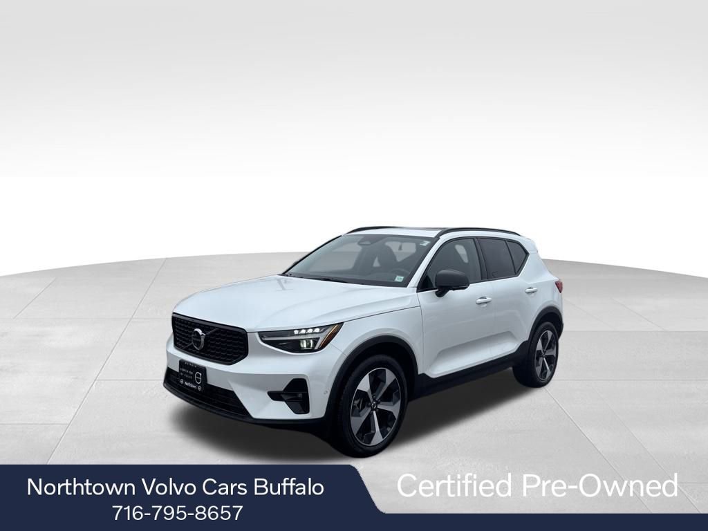 Certified 2026 Volvo XC40 B5 Plus w/ Protection Package Premier AWD/4WD video 1
