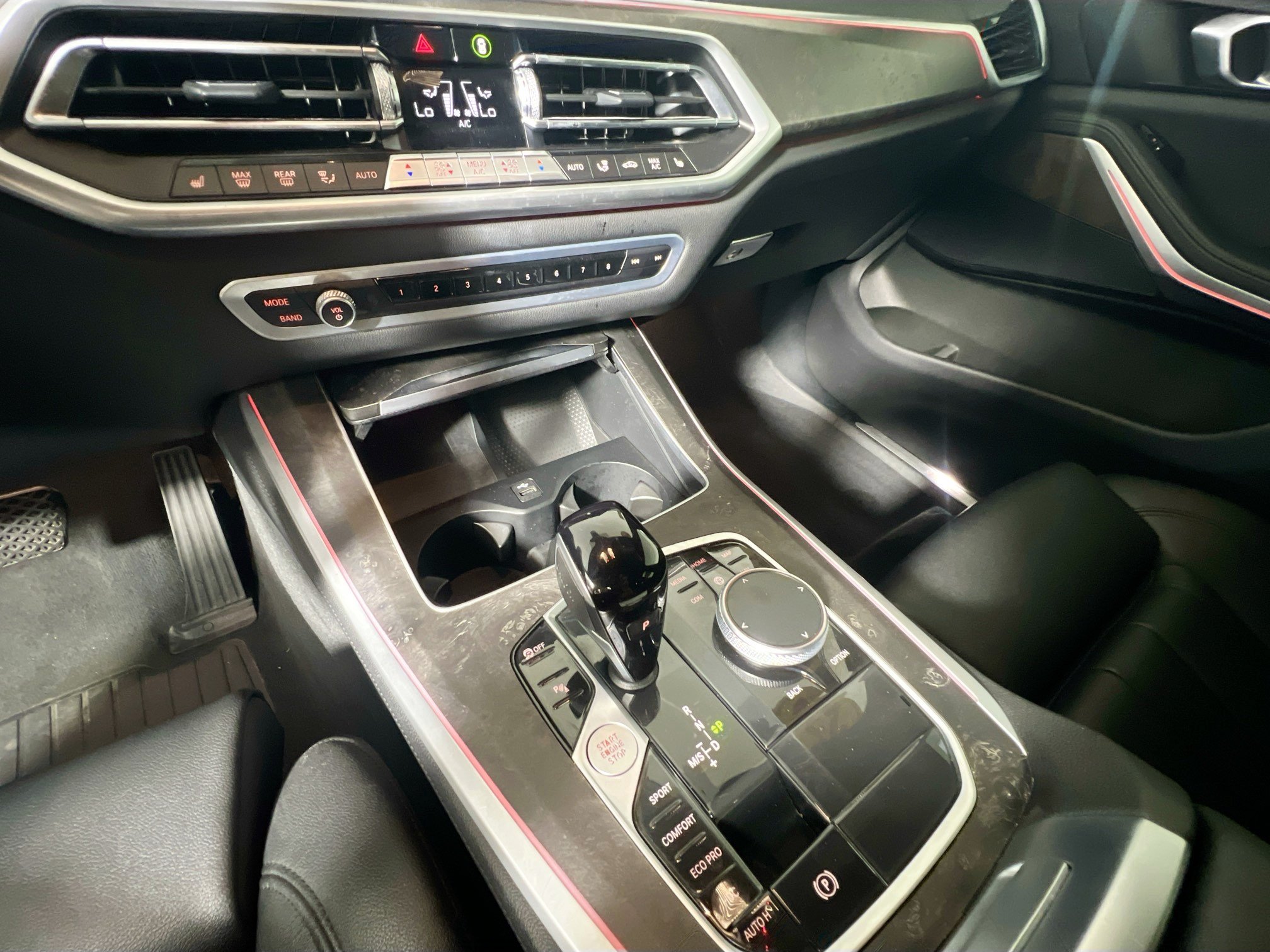 Used 2022 BMW X5 xDrive40i AWD/4WD image 18