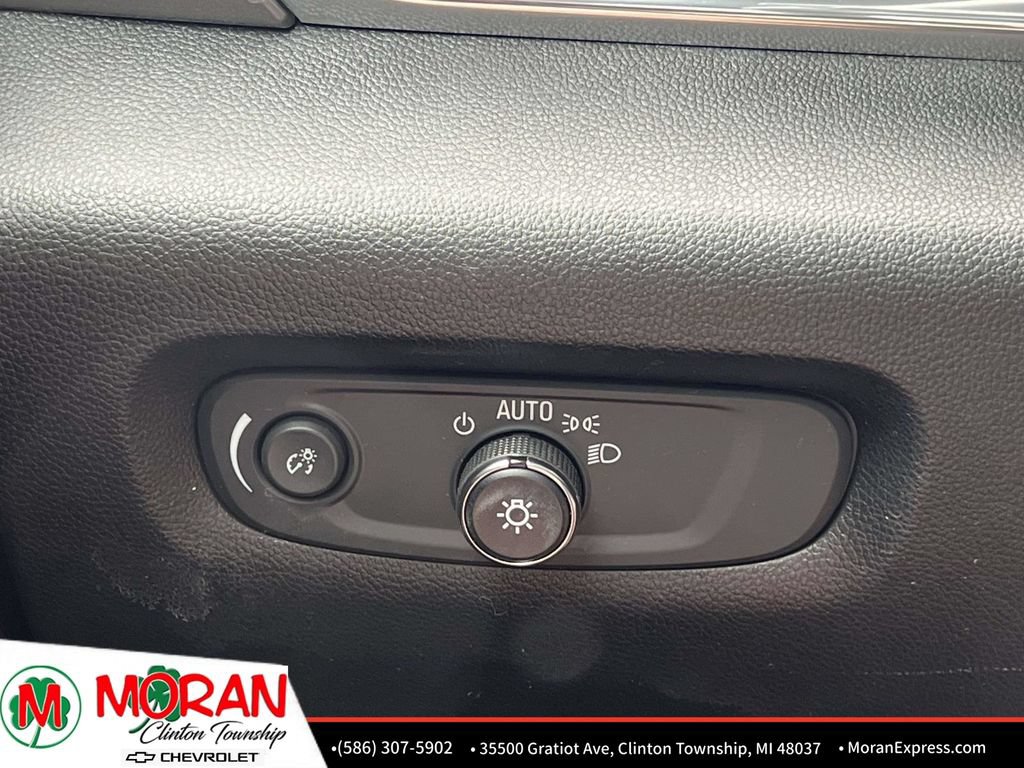 Certified 2023 Chevrolet Traverse LT FWD image 27