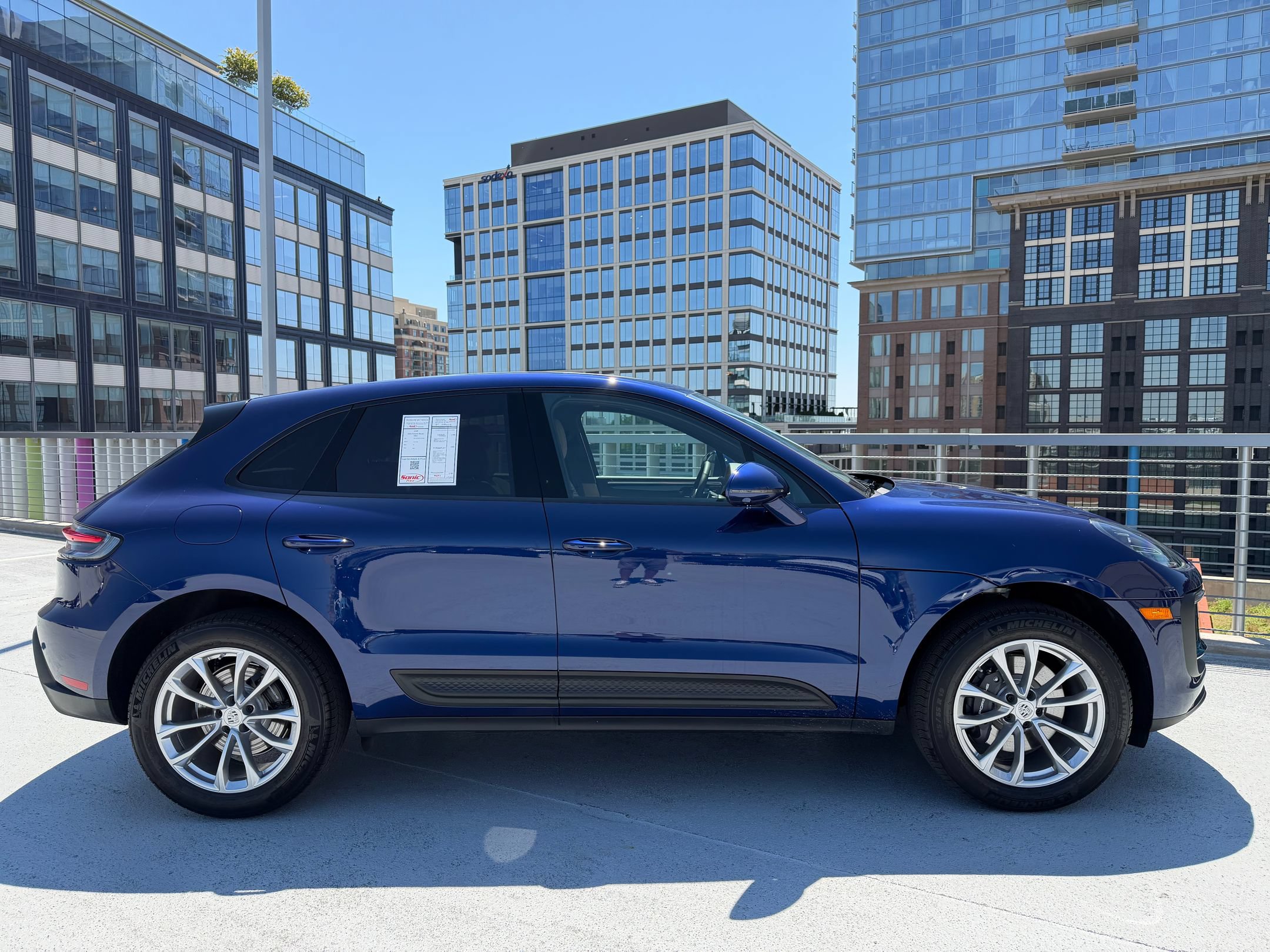 Used 2026 Porsche Macan AWD/4WD image 8