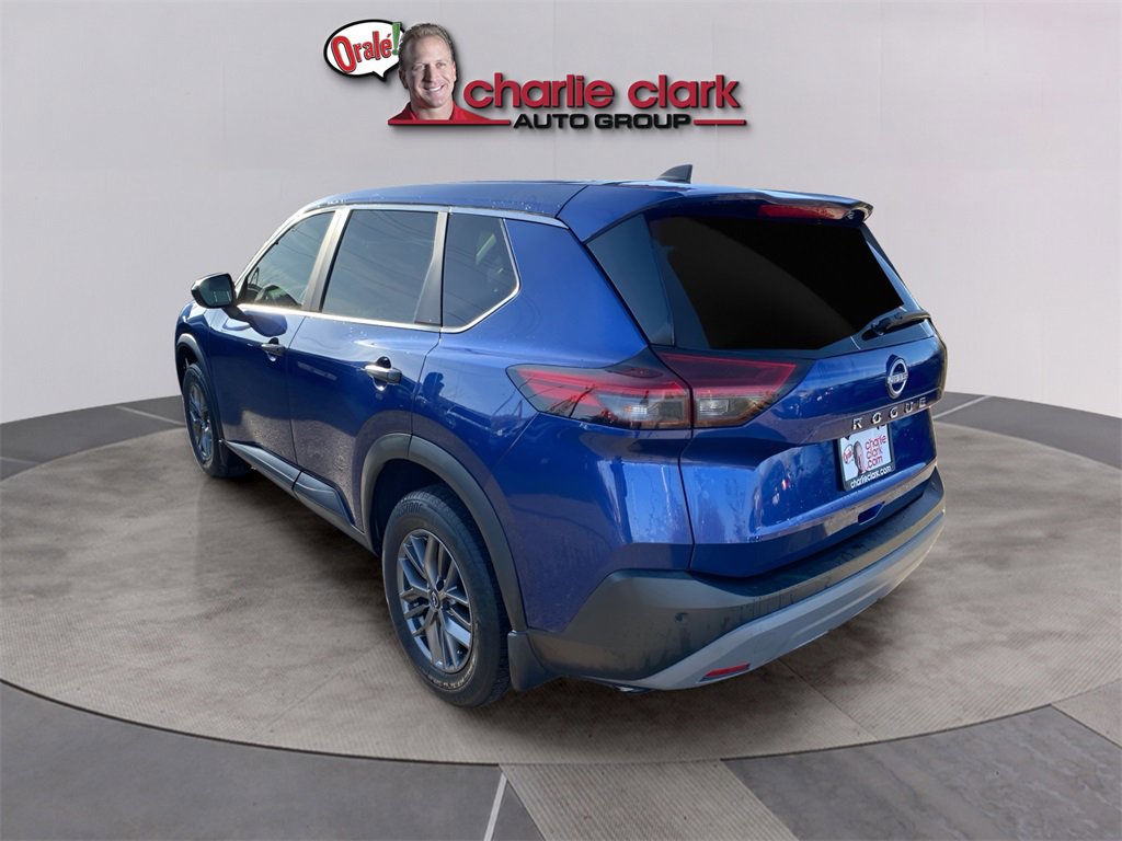 Used 2023 Nissan Rogue S image 4