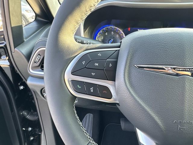 New 2026 Chrysler Pacifica Select image 24