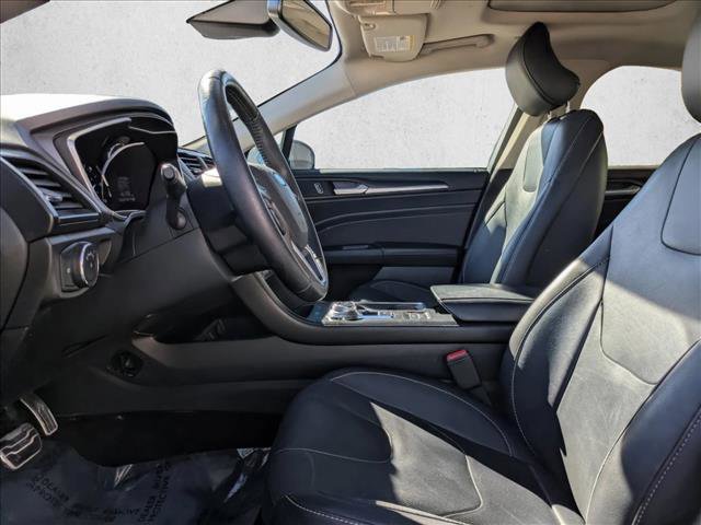 Used 2017 Ford Fusion Titanium image 10