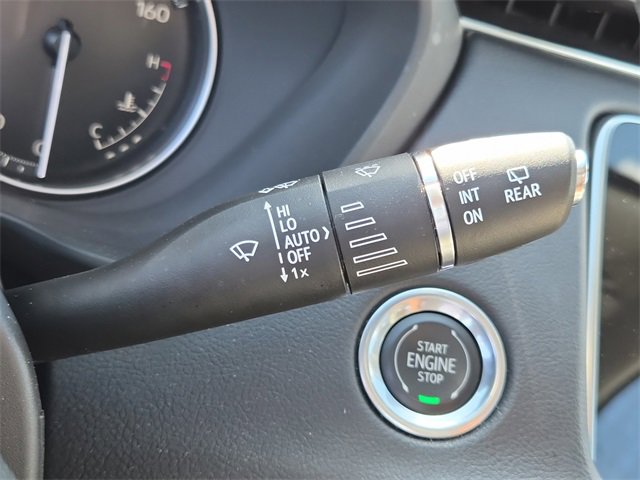 Used 2023 Cadillac XT4 Premium Luxury image 25