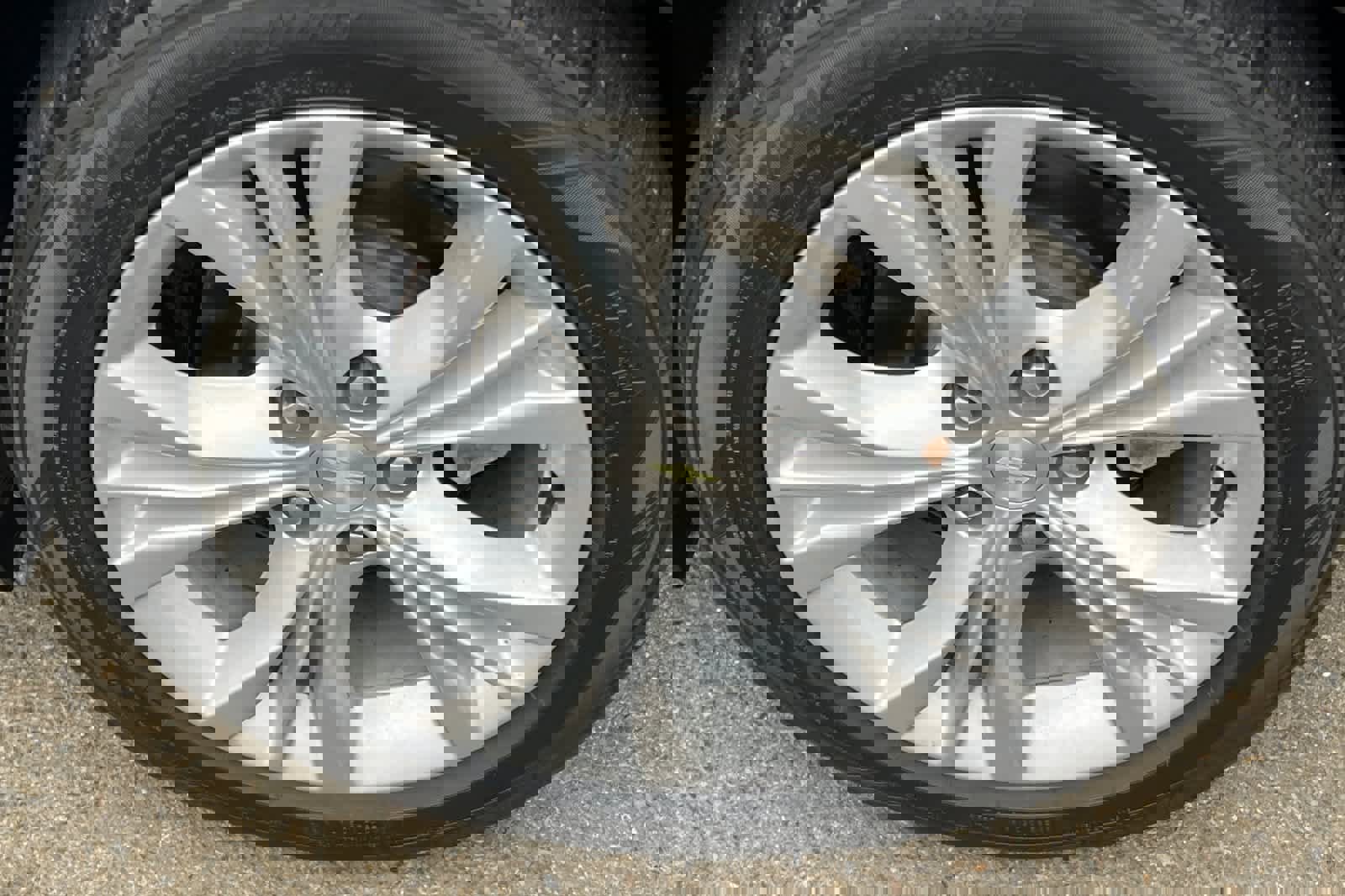 Used 2015 Chevrolet Impala LT image 18