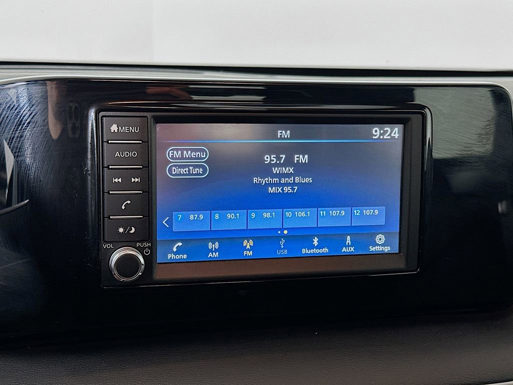 Certified 2025 Nissan Kicks S image 21