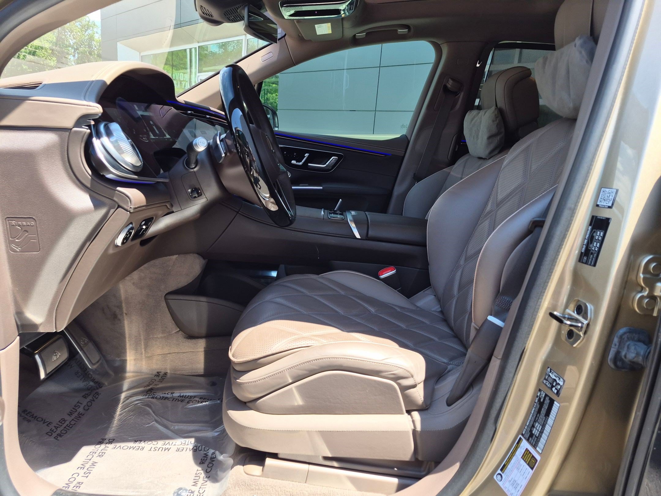 Certified 2024 Mercedes-Benz Maybach EQS 680 4MATIC image 15